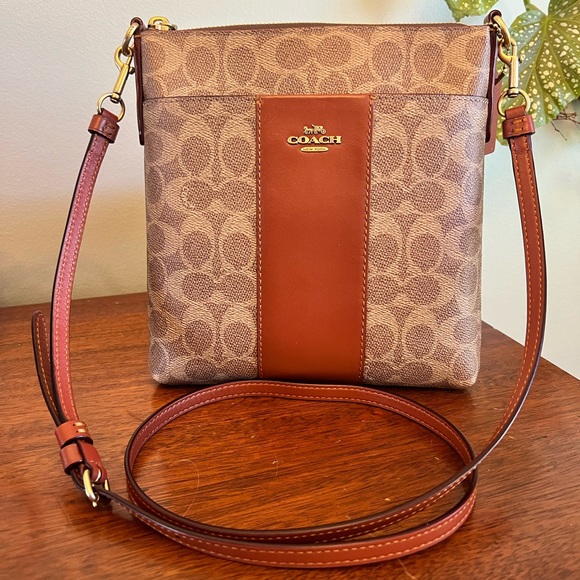 Coach Handbags - 🏇🏼[COACH] Signature Canvas Colorblock Leather Zip Top Kitt Messenger Crossbody